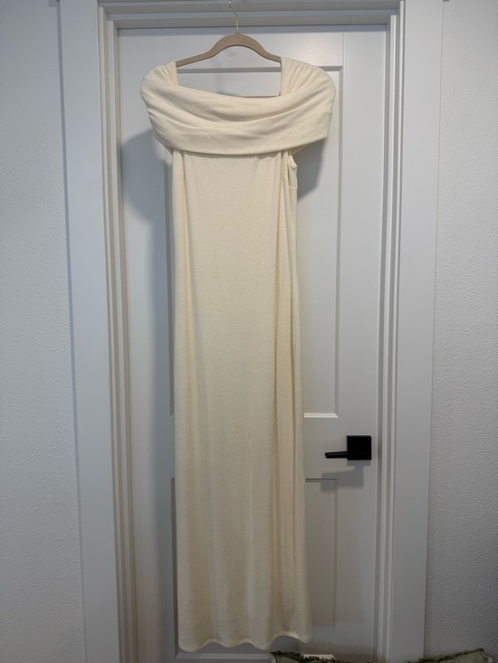 Reformation Dresses & Skirts - Reformation Josefina Knit dress